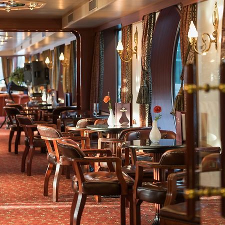 Knm Ms Switzerland I - Dusseldorf Hotel Ngoại thất bức ảnh